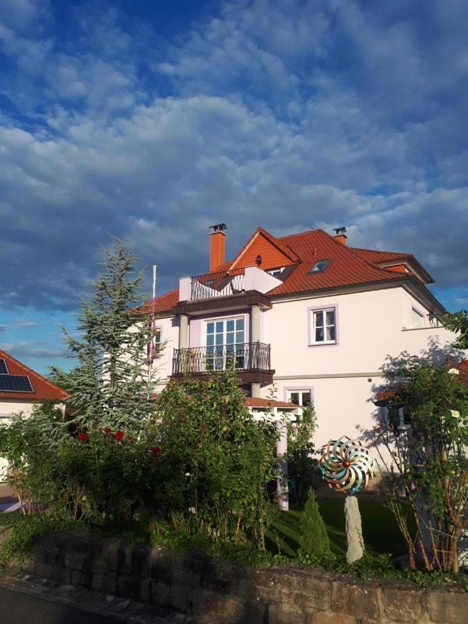 Villa Lila Sommerach Εξωτερικό φωτογραφία