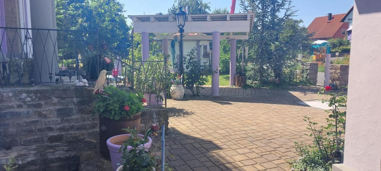 Villa Lila Sommerach Εξωτερικό φωτογραφία